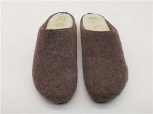 Factory Manufacture Classical Closed Toe comfort Sandals For Indoor Winter Slides Slippers