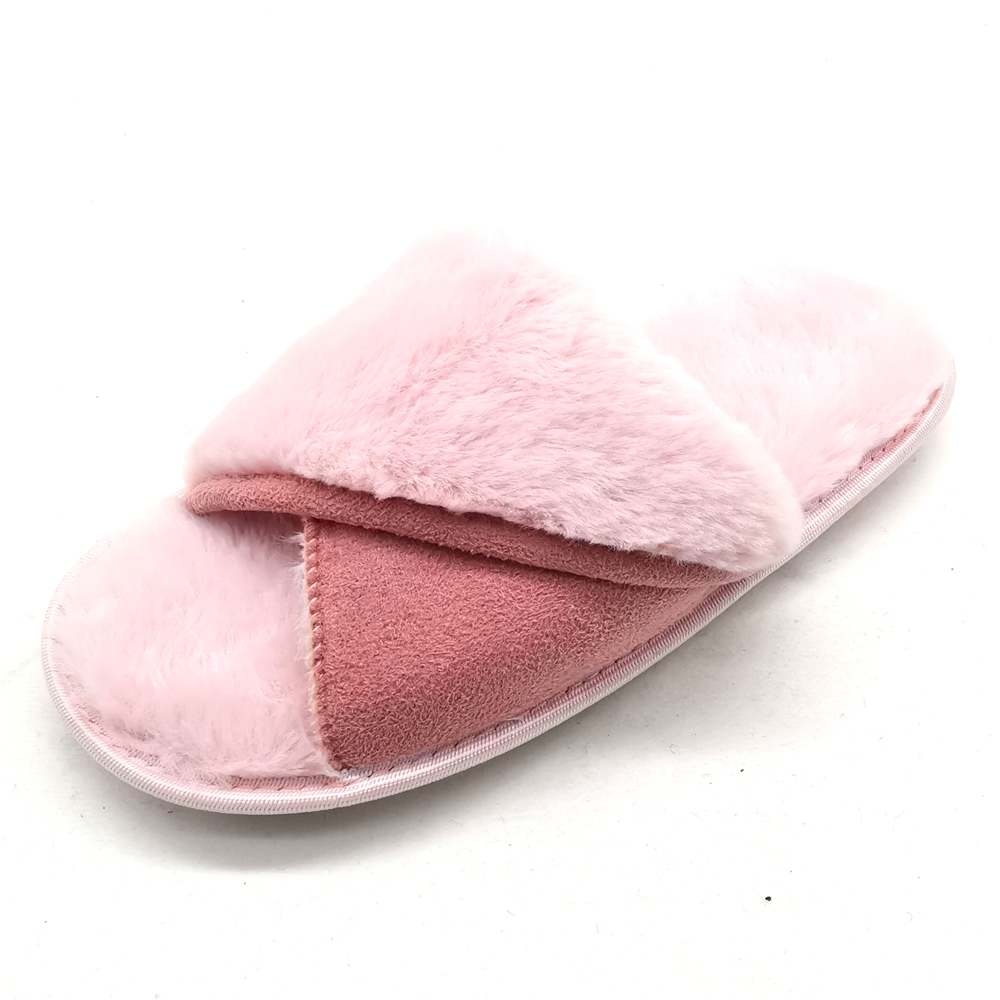 Factory High quality Wholesale Warm Indoor Outdoor Shoes Memory Foam Fur Slipper for Women Featured Image