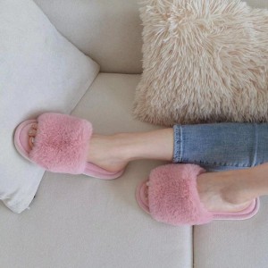 Women’s Faux Fur Slippers Fuzzy Flat Spa Fluffy Open Toe House Shoes Indoor Outdoor Slip on Memory Foam Slide Sandals