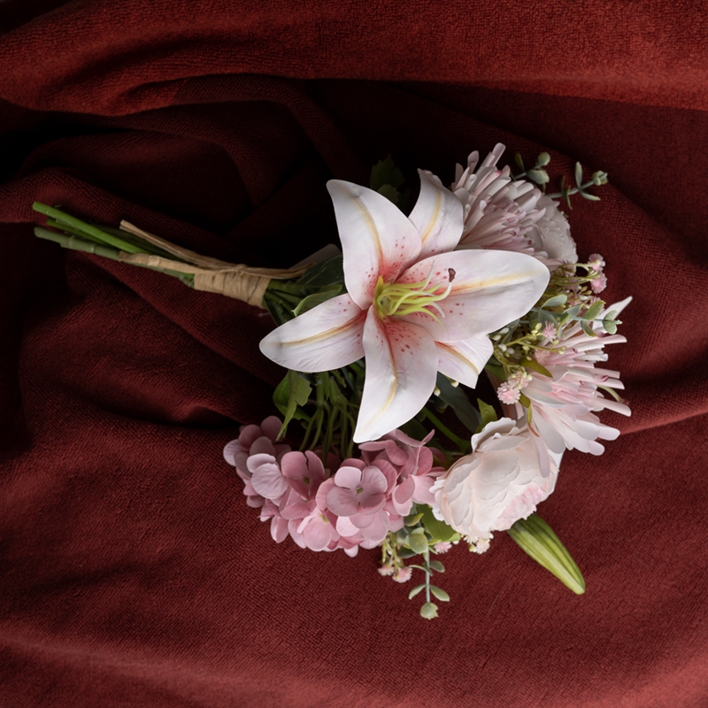 CF01088 Bouquet di giglio artificiale, loto, ortensia e crisantemo Bouquet da sposa di nuovo design