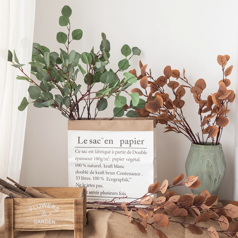 MW26642 Künstliche Seiden-Eukalyptusblätter, dekorative Pflanzen, grüne und braune Farbe, Blätterstamm