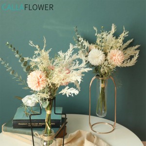 YC1002 Handmeade Astilbe Eucalyptus කෘත්‍රිම Pompom Bouquet Flower for Wedding Decoration සැරසිලි මල් සහ මල් වඩම් CALLA මල්