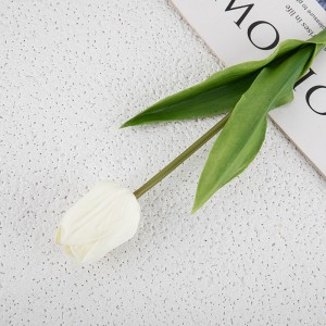 MW54102 Ručne vyrábané PU tulipány Umelé skutočné dotykové svadobné kvety Mini tulipán pre domácu výzdobu