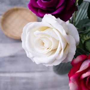 CL86508 Umjetni cvijet ruža Visokokvalitetni vjenčani središnji komadi