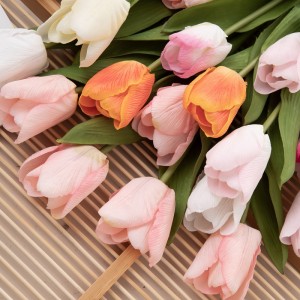 MW59604 Tulipani me lule artificiale Qendër dasmash popullore