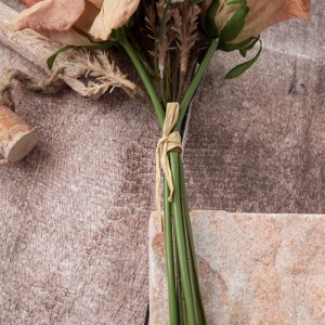 DY1-5302 Bouquet di fiori artificiali Rose Vendita calda Decorazione di matrimoniu