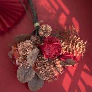 CF01102 Buqetë me lulebore me trëndafila artificiale Dekorime të njohura për dasma Buqetë nusërie
