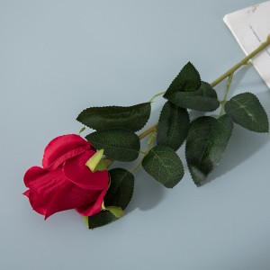 MW41106 Спрей за симулация на цветя с дълга едностъблена розова пъпка за сватбена декорация