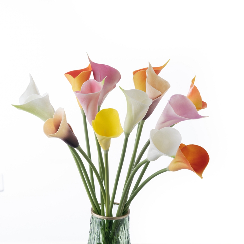 MW01512 Arreglo decorativo de flores artificiales de lirios de casablanca policromáticos