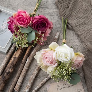 DY1-4062 Buqetë me lule artificiale me trëndafila Pika qendrore të njohura për dasma
