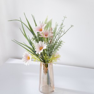 CF01226 Висококвалитетен мал букет од бели розови сончогледи и зелена трева за украсување на домашна свадба