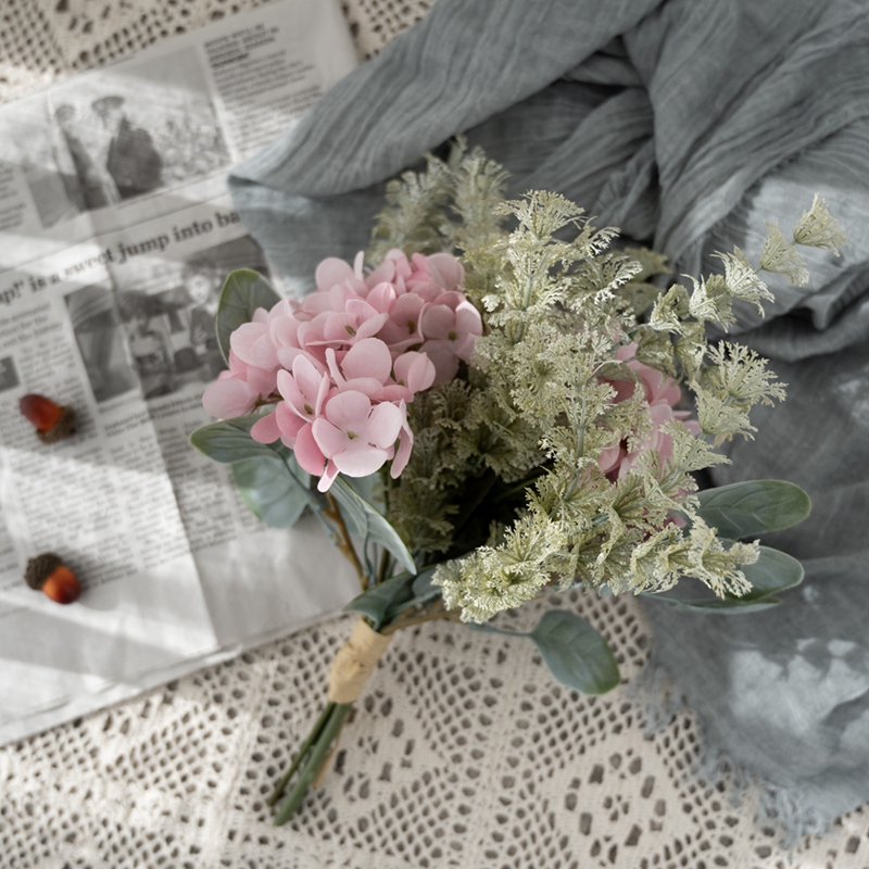 CF01033 Dirbtinių gėlių puokštė Pigūs vestuvių papuošalai
