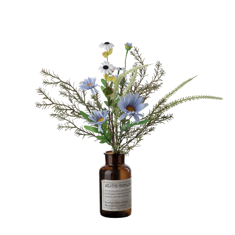 CF01252 ලා නිල් ඩේසි Chrysanthemum Gerbera සමග Sage Rosemary අතින් සාදන ලද කෘතිම මල් කළඹක් උත්සව සාදයේ සැරසිලි සඳහා