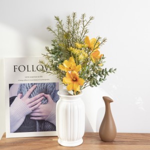 CF01253 Τεχνητό λουλούδι Σκούρο κίτρινο Cosmos Chrysanthemum Eucalyptus Bouquet για Διακόσμηση Γεγονότων Γάμου