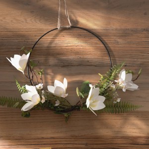 CF01018 Corona de flores artificiales Magnolia Helecho Crisantemo salvaje Venta caliente Decoración de boda