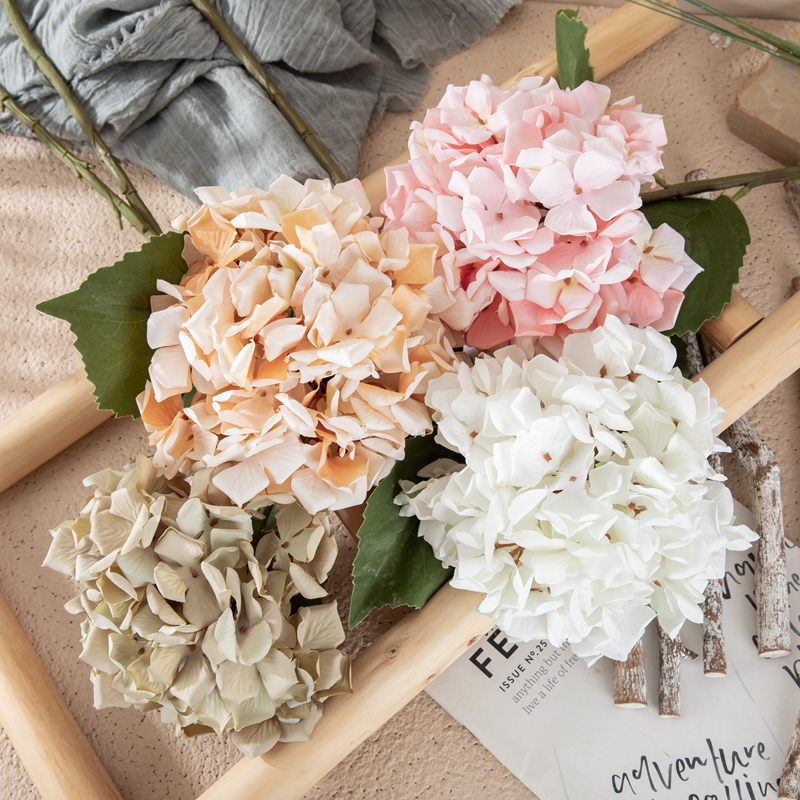 DY1-6278 v razsutem stanju Nizka MOQ veleprodaja Sodobne umetne svilene rože hortenzije za domače poročne središče Namizni okraski