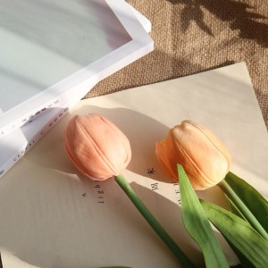 MW08082 Dekorime për dasmën e shtëpisë Dekorime për dasma Tulipane Lule tulipane Artificiales Lule dhe kurora dekorative CALLA Flower Pashkë