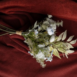 I-CF01091 Artificial Blue Rose Bouquet Idizayini entsha ye-Bridal Bouquet Garden Wedding Decoration