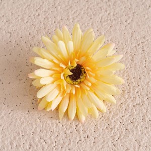 DY1-3338 Flor Artificial Silk Flower Gerbera Head Հարսանյաց պատի ֆոնի ձևավորման համար