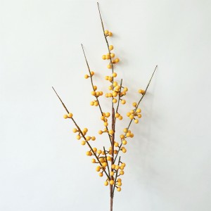 MW09924 Berry Branches Vase Red Artificial Berry Stems 62 cm For Christmas Decor