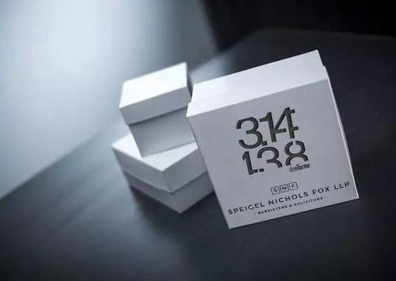 독특한 브랜드 메모리를 만들기 위한 레이저 조각지 포장 상자