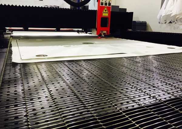 The right working table of CO2 laser cutter for every application