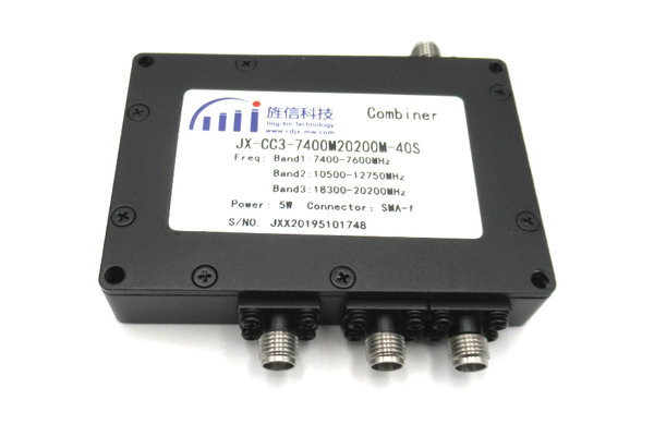 Connettore SMA-F combinatore di cavità a 3 vie 7400-20200 MHz Bassa perdita di inserzione Piccolo volume JX-CC3-7400M20200M-40S