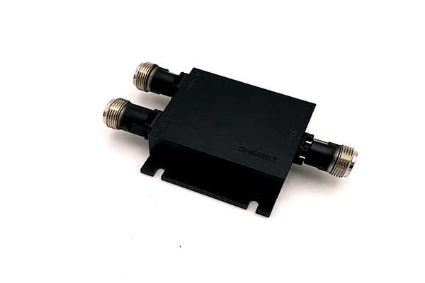 OEM/ODM China 90 Degree Hybrid Combiner - 2 Ways LC Combiner N-F Connector 66-470MHz Low Insertion Loss Small Volume Low PIM JX-LCC2-66M520M-40N  – Jingxin Technology