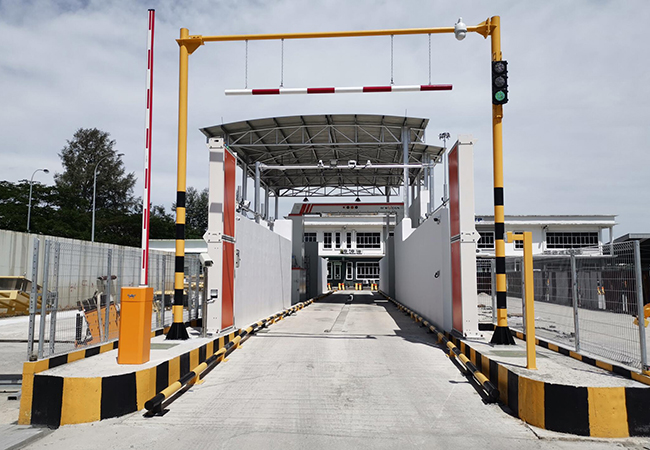 I projektet med snabb röntgenlast-/containerskanner för den kungliga malaysiska tullen, klarade två uppsättningar utrustning framgångsrikt det slutliga godkännandet