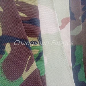 camouflage stof