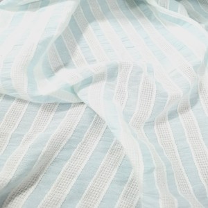 Cotton yarn-dyed jacquard fabric