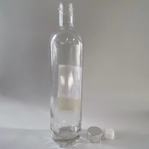 Shanghai Lin lang High Quality 750ml Whiskey Glass Bottle liquor glass bottle