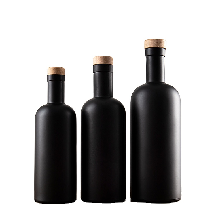 500ML 700ml 750ml Customized Silk Screen / Glass Bottle Matte Black Vodka Glass Bottle With cork