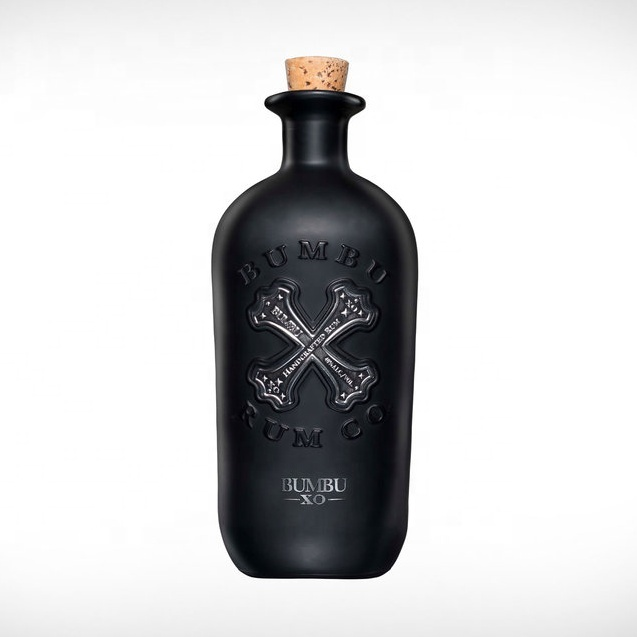 Shanghai SUBO Yüksek kaliteli özel tasarım logo sprey siyah kabartmalı likör şişesi 700ml 750ml votka cam şişe