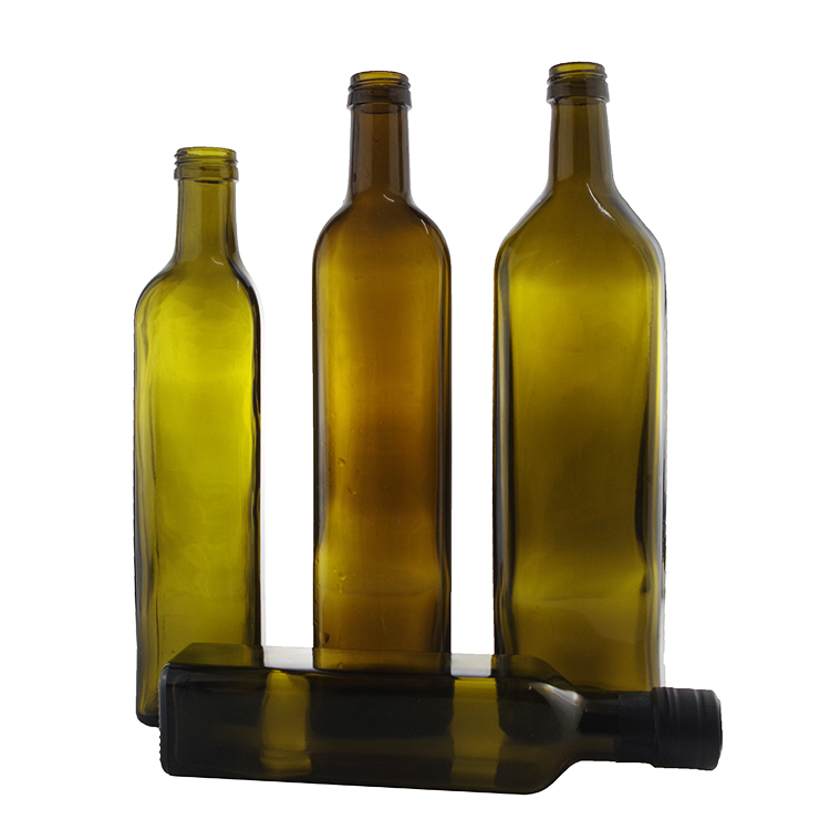 Szklane butelki na oliwę z oliwek