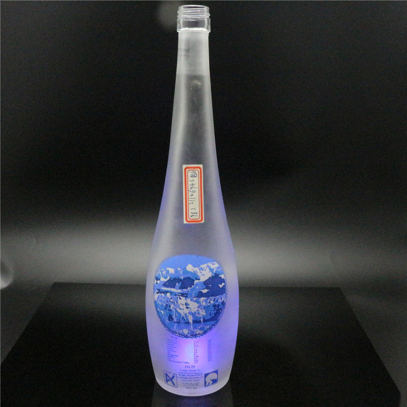 Linlang фабрика жаңы дизайн жетектеген суу бутылка 750мл