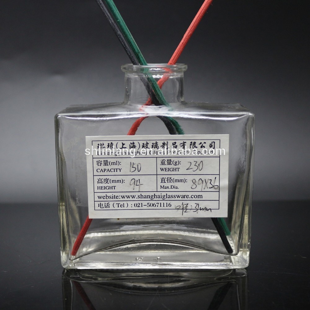 Reed Diffuser Lemongrass Aromatherapy parfum shishe dhe 6 Clog-Resistant Fiber Reeds Premium cented diffusers për vajra 5oz