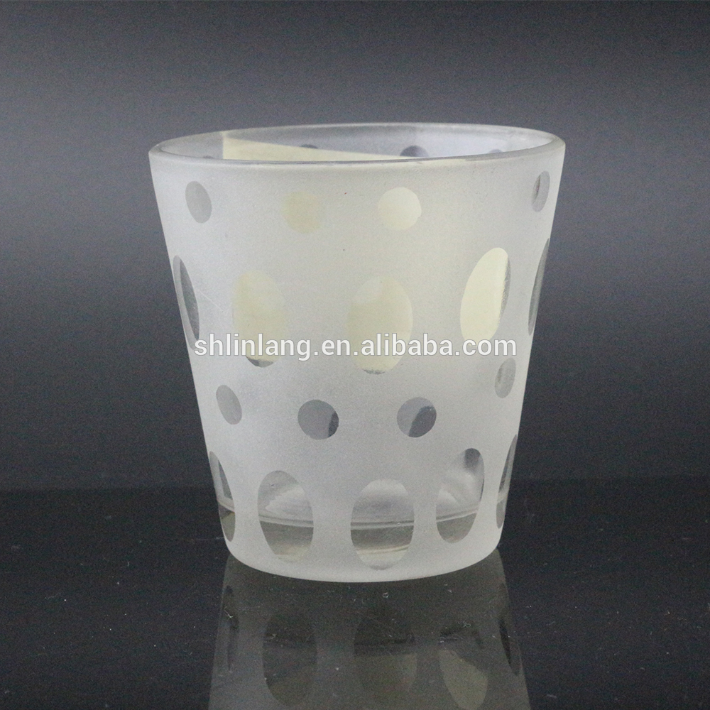 100% Original Factory Glass Tumbler Cup Vessel For Five Hotel - White Frosted Tealight Glass Candle Holder With Fashion Pattern – Linlang