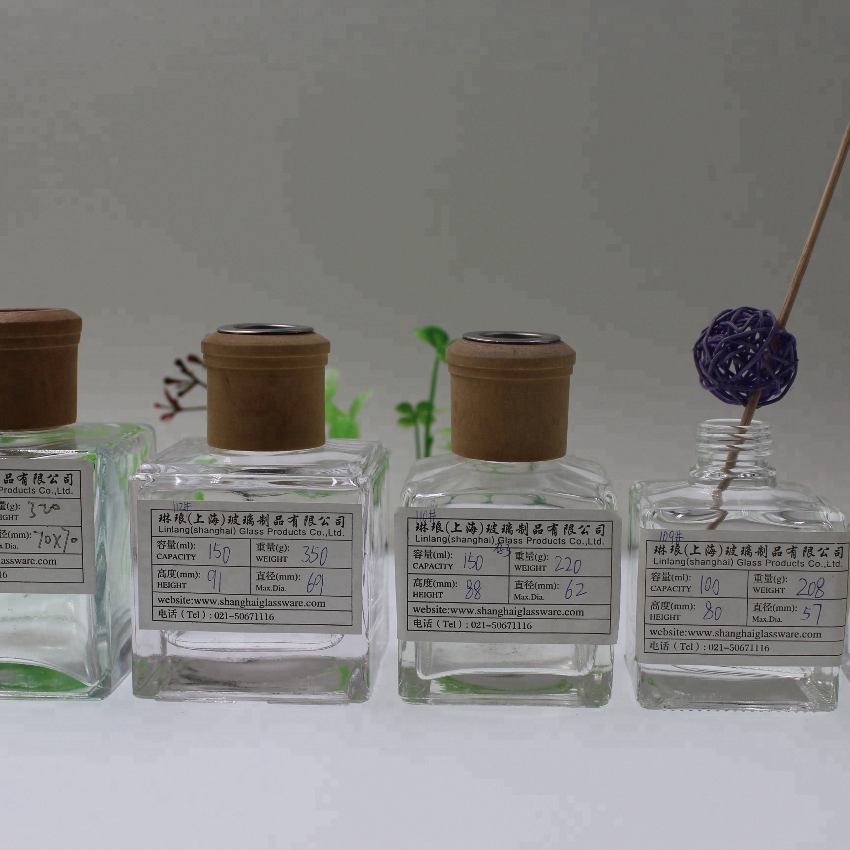 Fancy glassmateriale parfyme bruk firkantet diffusor glassflaske 50 ml 100 ml 120 ml 150 ml 200 ml