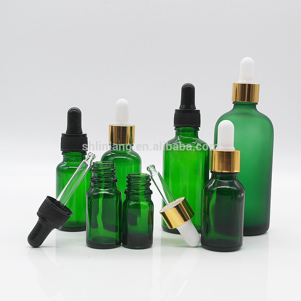Green color essential oil glass bottle with high quality pump spray
