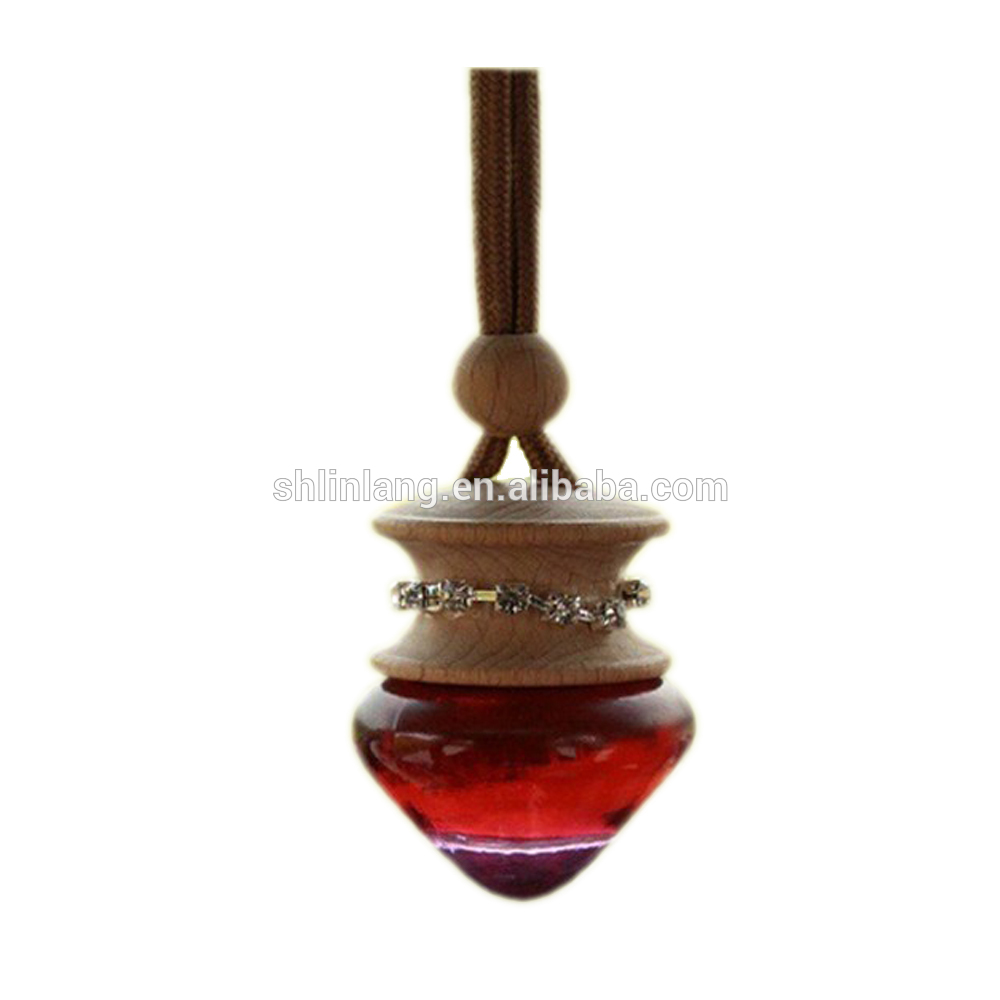 Hot New Products Glass Hot Sauce Bottle - shanghai linlang mini hanging car diffuser bottle 5ml empty car air freshener glass bottle with wooden ball cap – Linlang