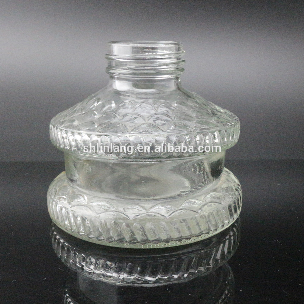 Short classical engraved glass oil lamp