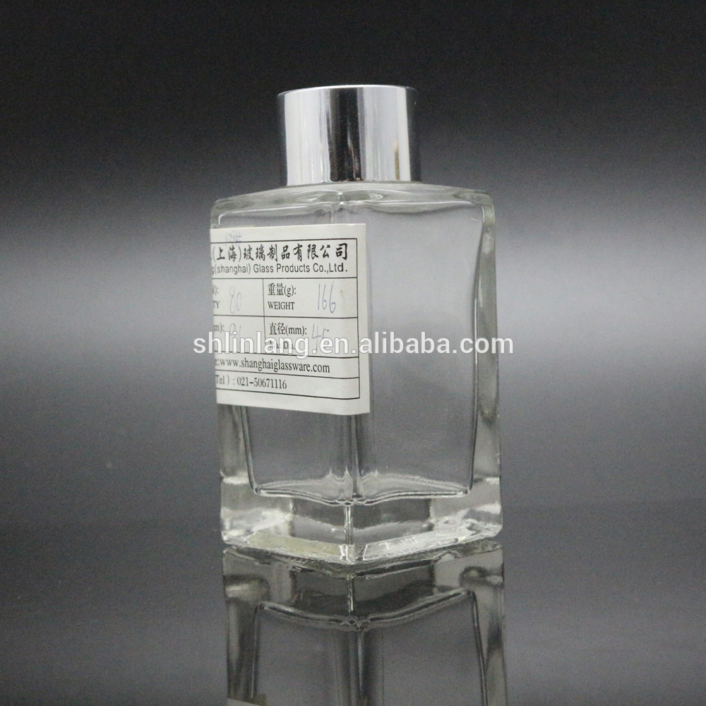 shanghai linlang High quality glass reed diffuser bottle with silver screw cap wholesale