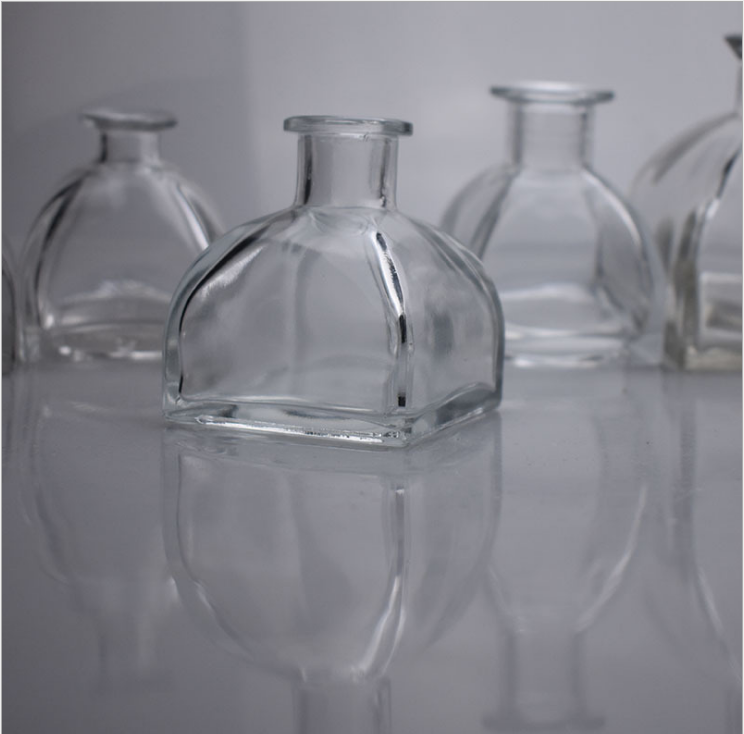 Ougual Fragrance Tilbehør til Parfume Olier Glas diffuser Bottles150ml Med glasprop