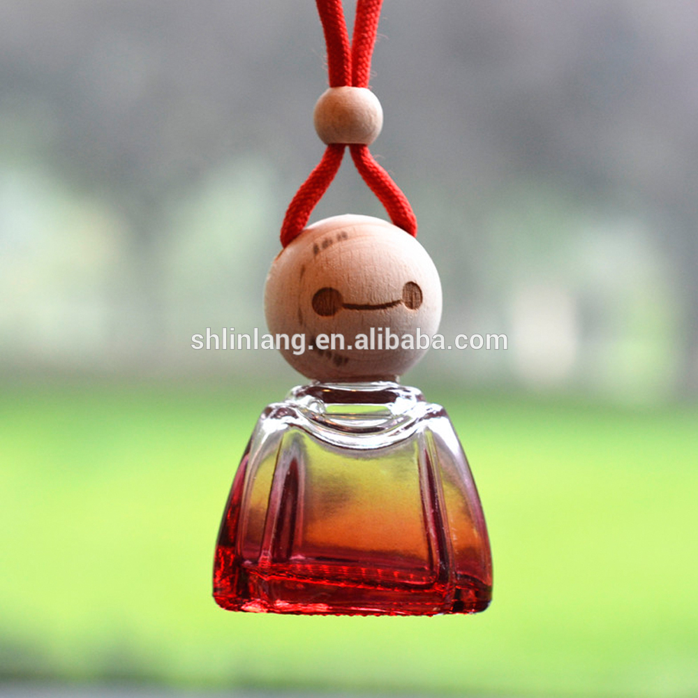 shanghai Linlang 2017 nieuwe Persoonlijke verzorging parfum flessen opknoping houten dop auto parfumflesje