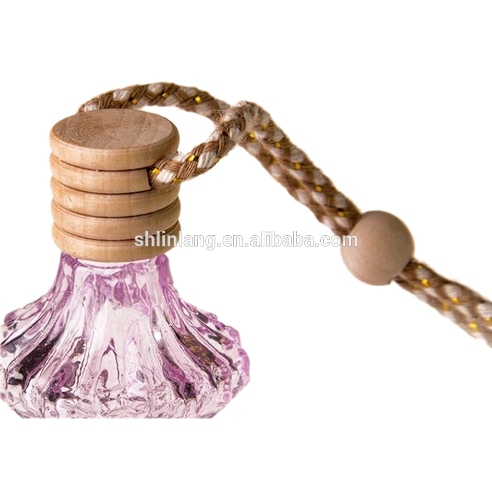 Bottom price Custom Glass Candle Jars - Empty hanging car perfume bottle air freshener exporter – Linlang