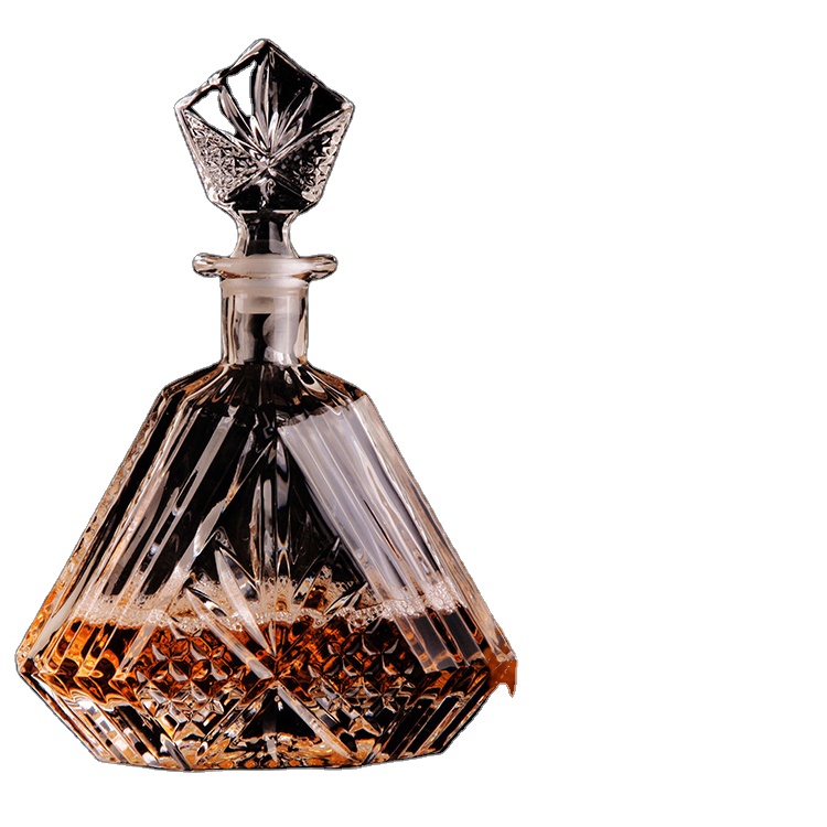 Amazon engros designer skræddersyede gaver af blyfri krystalvin med unik stil af whisky-brandy-vodka-vinflasker