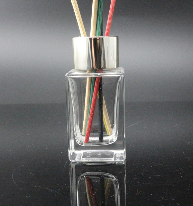 Empty Tall Square Reed Diffuser Bottles Glass 100ml Silver Cap And Free Reeds For Air Freshener