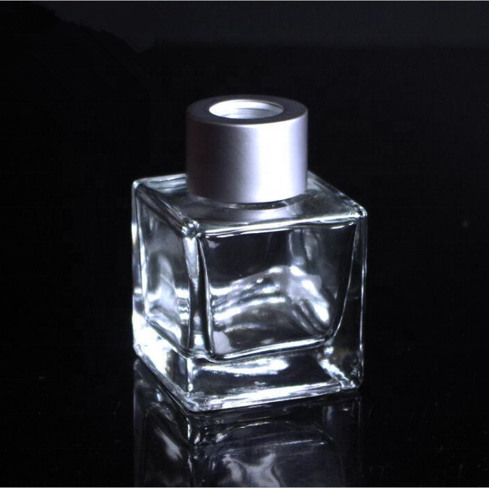 ਜਾਫੀ Square ਗਲਾਸ Diffuser ਬੋਤਲ 150ML ਨਾਲ DIY ਮੁੱਖ Fragrance Diffuser ਸਿਲਵਰ ਕੈਪ ਲਈ ਆਦਰਸ਼ ਬਦਲੀ