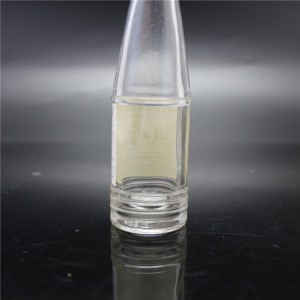 Botella de vidrio de salsa de 50 ml de fábrica de Shanghai con tapa de plástico